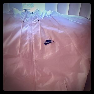 White Nike Windbreaker